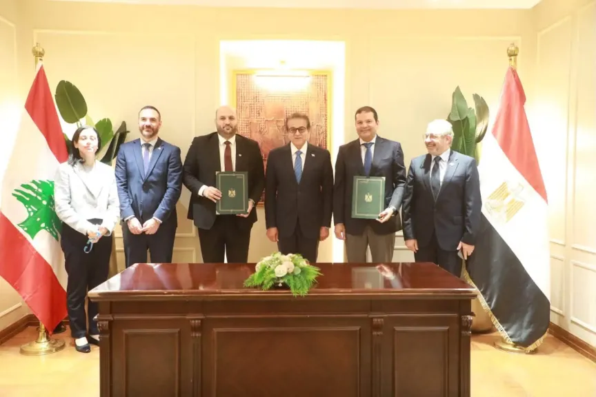 وزير الصحة ونظيره اللبناني