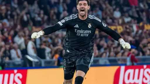 كورتوا يكشف سر ريمونتادا ريال مدريد أمام روما:... كورتوا يكشف سر ريمونتادا ريال مدريد أمام روما: «حلمت بالفوز 4-3»
