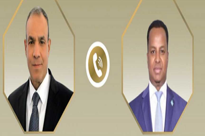 وزير الخارجية ونظيره الصومالي يبحثان سبل تعزيز العلاقات الثنائية والتطورات الإقليمية