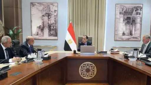 رئيس الوزراء يستعرض محاور جلسة مسيرة الطاقة المصرية:... رئيس الوزراء يستعرض محاور جلسة مسيرة الطاقة المصرية: إنجازات وطنية وآفاق المستقبل
