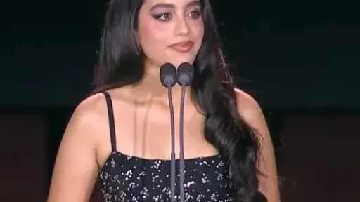 ياسمينا العبد تقدم حفل افتتاح مهرجان الجونة السينمائي... ياسمينا العبد تقدم حفل افتتاح مهرجان الجونة السينمائي بدورته التاسعة