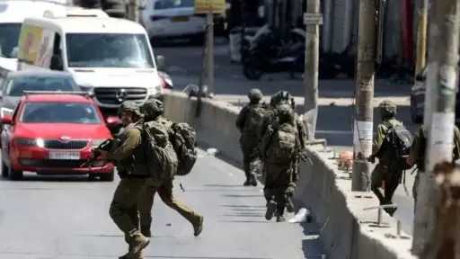 3 ساعات دون نجدة.. وفد أوروبي يفر من اعتداء مستوطنين بالضفة
