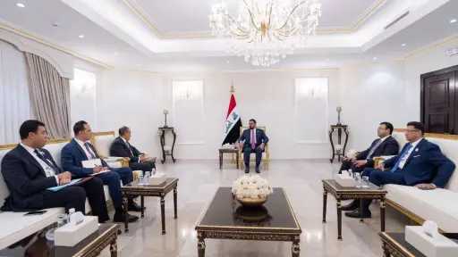 وزير الخارجية يلتقي رئيس مجلس النواب العراقي ويشدد على أهمية تعزيز التعاون البرلماني