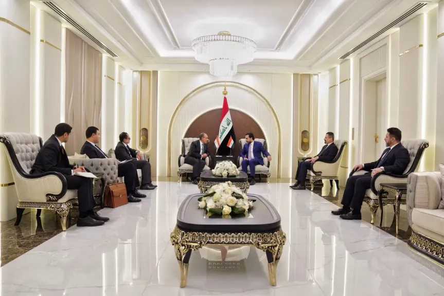 وزير الخارجية يلتقي رئيس حزب تقدم العراقي ويؤكد على دعم مصر لوحدة العراق وسيادته واستقراره