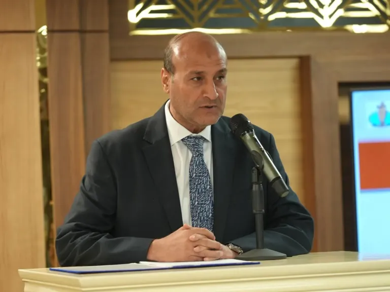 محافظ أسيوط