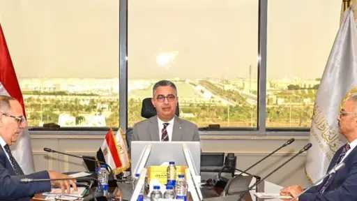 وزير التموين يبحث مع شركة «أدفانسز تليكوم» تطوير... وزير التموين يبحث مع شركة «أدفانسز تليكوم» تطوير منصة رقمية وطنية لمشروع «كاري أون»