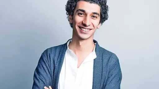 كريم الشناوي: ليس من حقنا الحجر على تطور اللغة في الفن