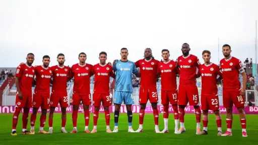الوداد المغربي يقترب من إقالة سيرجيو بريتو بعد التعثر أمام أمل تزنيت