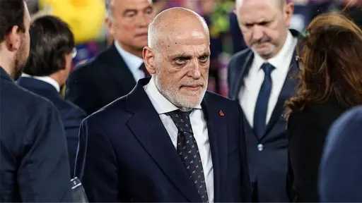تيباس يهاجم ريال مدريد بعد لافتات جماهيره: يتلاعبون... تيباس يهاجم ريال مدريد بعد لافتات جماهيره: يتلاعبون بالادعاءات ويظهرون في صورة الضحية
