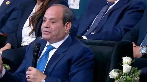 الرئيس السيسي يستعيد مشاهد الاستغاثات والتعديات في الشوارع... الرئيس السيسي يستعيد مشاهد الاستغاثات والتعديات في الشوارع عام 2011: أجيب لكم التسجيلات