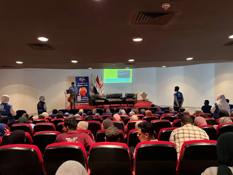 نائب محافظ الأقصر يفتتح البرنامج التدريبي المكثف في الذكاء الاصطناعي 