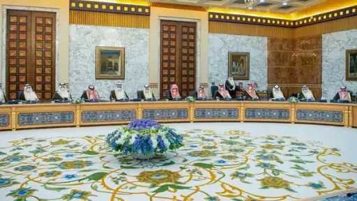 مجلس الوزراء السعودي يدعو إلى منع الحوثيين من... مجلس الوزراء السعودي يدعو إلى منع الحوثيين من الحصول على الأسلحة والدعم