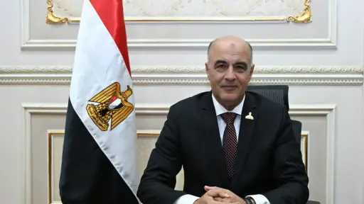 لجنة الدفاع بمجلس الشيوخ تدين تصريحات وزير المالية... لجنة الدفاع بمجلس الشيوخ تدين تصريحات وزير المالية الإسرائيلي: تصعيد خطير وتجاوز للأعراف الدولية