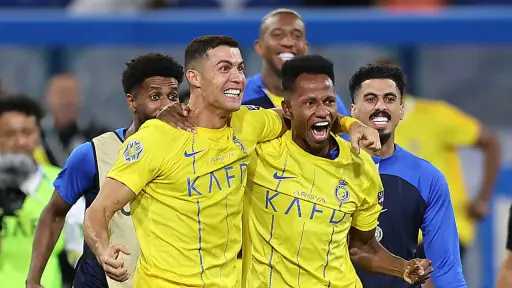 النصر يفوز على نيوم بموقعة الدوري السعودي.. فيديو