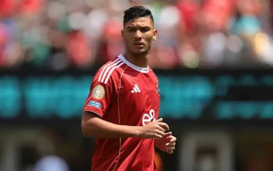 عاجل| الأهلي يُفكر في تجديد عقد أشرف داري.. تفاصيل مهمة