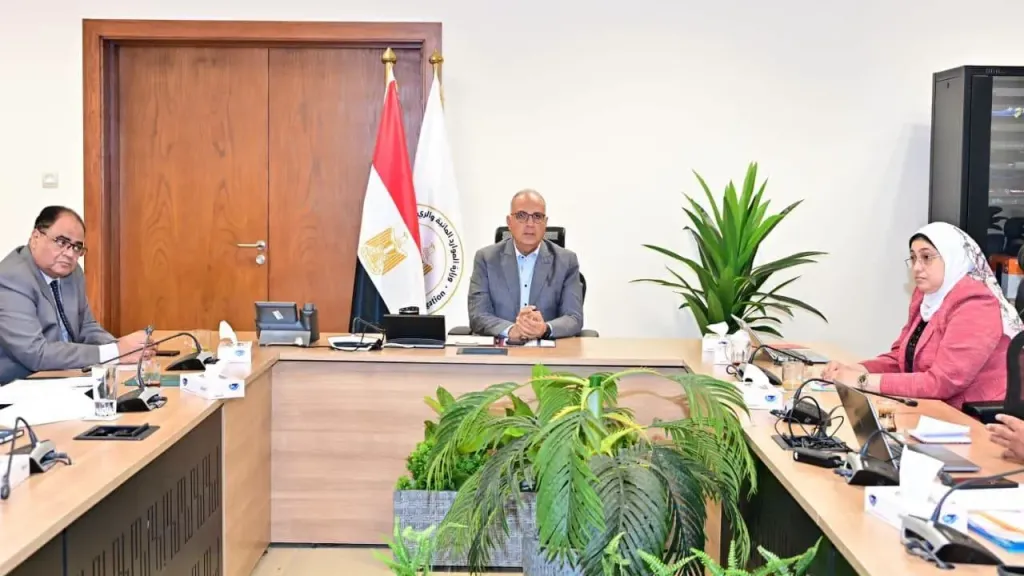 وزير الري