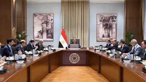 تمهيدًا للإعلان عنه خلال «منتدى مصر 2026».. رئيس... تمهيدًا للإعلان عنه خلال «منتدى مصر 2026».. رئيس الوزراء يعقد جلسة تمهيدية لاستعراض ملامح ”البرنامج الوطني للتحول الاقتصادي”