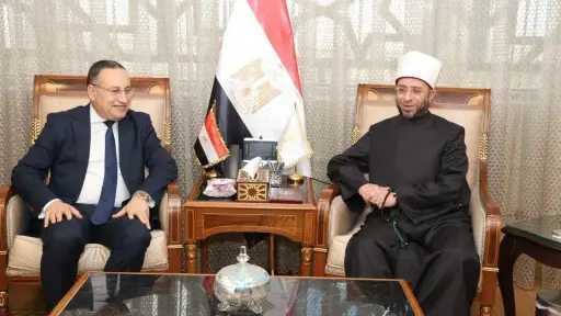 وزيرا الأوقاف والتعليم العالي يبحثان تعزيز الوعي وترسيخ القيم الإيجابية