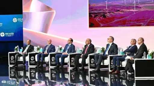 وزير الكهرباء: استثمارات القطاع بلغت 5 تريليونات جنيه..... وزير الكهرباء: استثمارات القطاع بلغت 5 تريليونات جنيه.. ولا عودة إلى تخفيف الأحمال