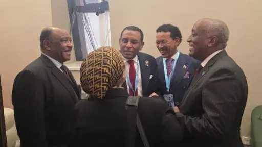 رئيس وزراء السودان: نعول كثيرا على دور مصر... رئيس وزراء السودان: نعول كثيرا على دور مصر الريادي في دعم جهود البناء وإعادة الإعمار