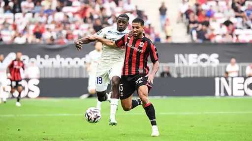 محمد عبد المنعم يقود قائمة نيس أمام بريست في الدوري الفرنسي