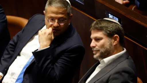 خبير: بن جفير وسموتريتش قد يستغلان عملية الخليل لتشديد الإجراءات ضد الفلسطينيين