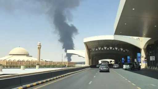 الحوثيون يعلنون تنفيذ 7 عمليات عسكرية استهدفت مطارات... الحوثيون يعلنون تنفيذ 7 عمليات عسكرية استهدفت مطارات ومنشآت نفطية في السعودية