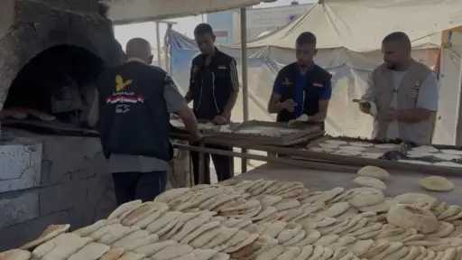 اللجنة المصرية بغزة: نواصل جهودنا لتشغيل المخابز وتوزيع المساعدات رغم التحديات