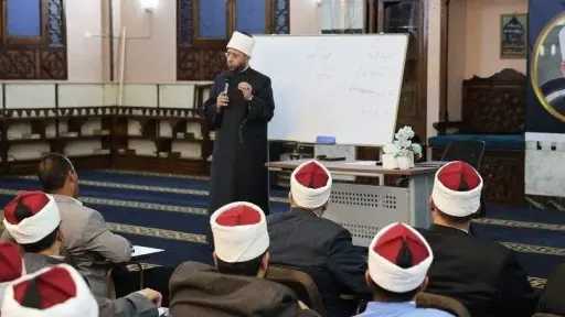 وزير الأوقاف يشهد افتتاح دورتي «أصول الفكر المعتدل»... وزير الأوقاف يشهد افتتاح دورتي «أصول الفكر المعتدل» و«تحسين الأداء اللغوي»