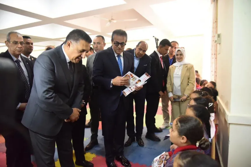 وزير الصحة ومحافظ القليوبية
