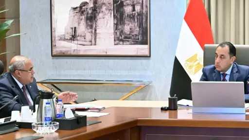 مدبولي يتابع موقف الإصدار الثاني من وثيقة سياسة... مدبولي يتابع موقف الإصدار الثاني من وثيقة سياسة ملكية الدولة والخطة التنفيذية له