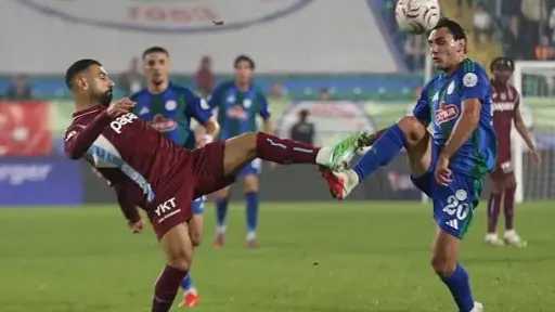 محمد صلاح يقود طرابزون لفوز مثير على ريزه... محمد صلاح يقود طرابزون لفوز مثير على ريزه سبور برباعية في الدوري التركي
