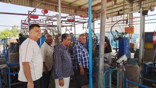 تنفيذا لتوجيهات محافظ الأقصر.. حملات رقابية لمتابعة أوزان أسطوانات البوتاجاز وضبط زيوت المحركات المستعملة قبل إعادة تدويرها