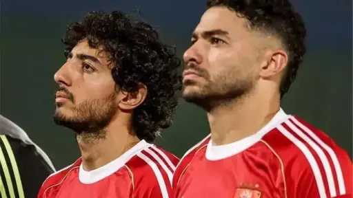 الكشف عن تطورات جديدة بشأن مستقبل محمد هاني وياسر إبراهيم مع الأهلي