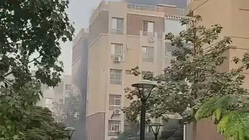حريق داخل شقة في مدينتي.. والحماية المدنية تحاول إنقاذ سيدة محتجزة