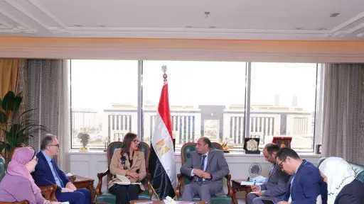وزير العمل يلتقي رئيس الجامعة الأمريكية بالقاهرة للتعاون... وزير العمل يلتقي رئيس الجامعة الأمريكية بالقاهرة للتعاون في تدريبهم وتوظيفهم