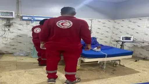 الهلال الأحمر المصري يقدم تدخلات إغاثية لمتضرري حادث ”الطريق الأوسطي” باتجاه الضبعة