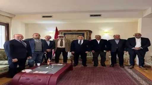 سفير مصر لدى ألبانيا يلتقي عدداً من أبناء... سفير مصر لدى ألبانيا يلتقي عدداً من أبناء الجالية المصرية
