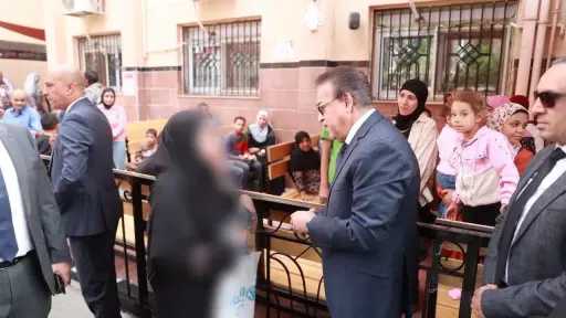 وزير الصحة يتفقد الأقسام المطورة بمعهد الرمد التذكاري... وزير الصحة يتفقد الأقسام المطورة بمعهد الرمد التذكاري ومستشفى الجلاء التعليمي