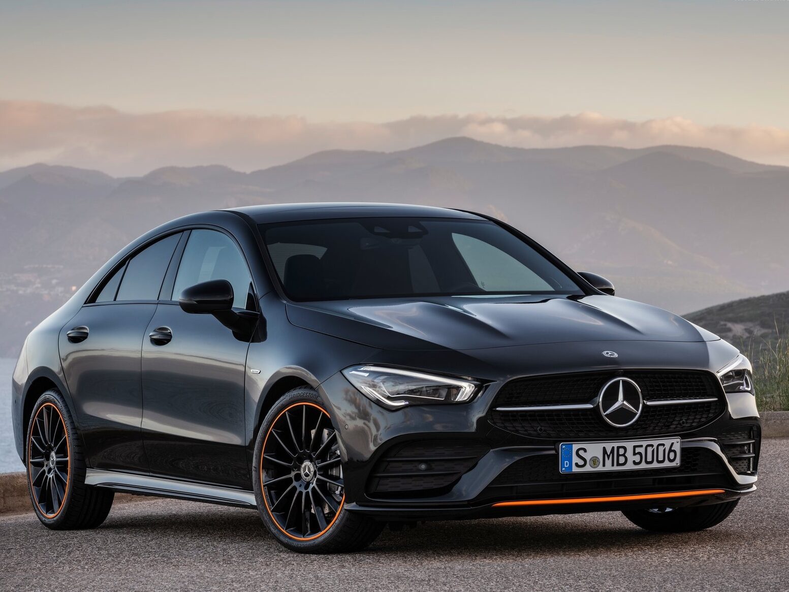 مرسيدس CLA 200 وبيجو 508 موديل 2022
