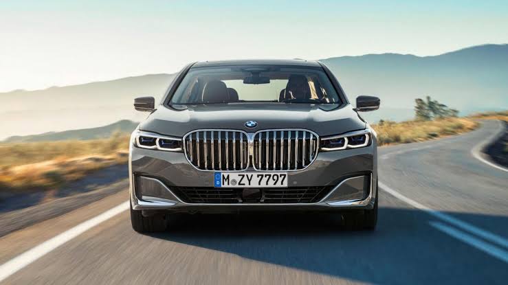 بي إم دبليو 730Li موديل 2022