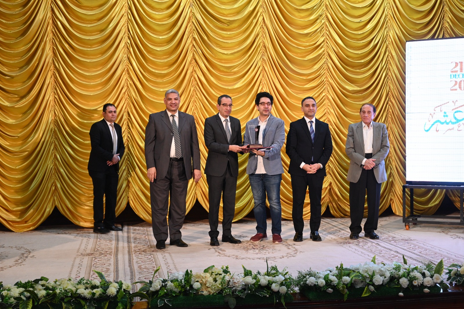 2fb1809d0d48.jpg