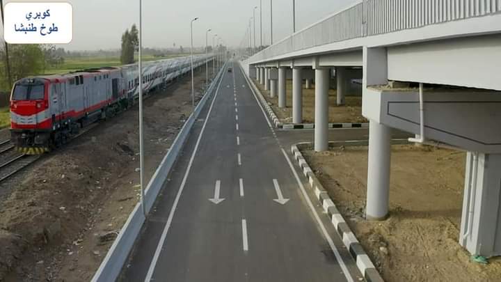 ede699b7e5b04b94b0f688101591421d.jpg
