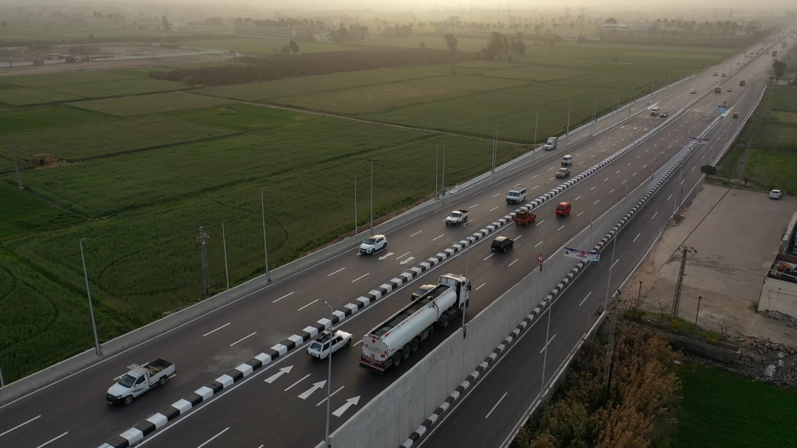 052275e37eaa.jpg